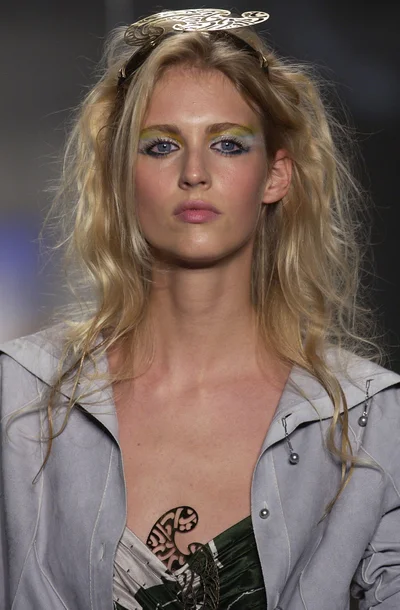 Look 12